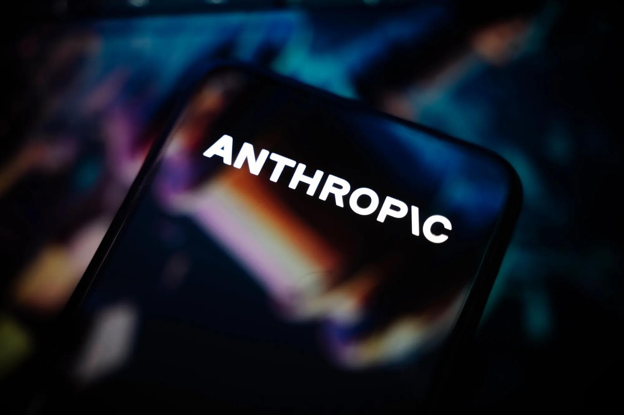 Anthropic lekket Claude Codes kildekode via npm